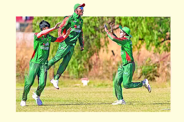 রোমাঞ্চকর জয়ে শুরু যুবাদের