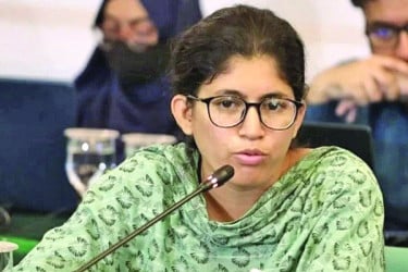 চাঁদাবাজদের শেকড় অনেক গভীরে