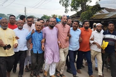 বাবরকে নিয়ে এনসিপি নেতার বিরূপ মন্তব্যে প্রতিবাদ বিক্ষোভ