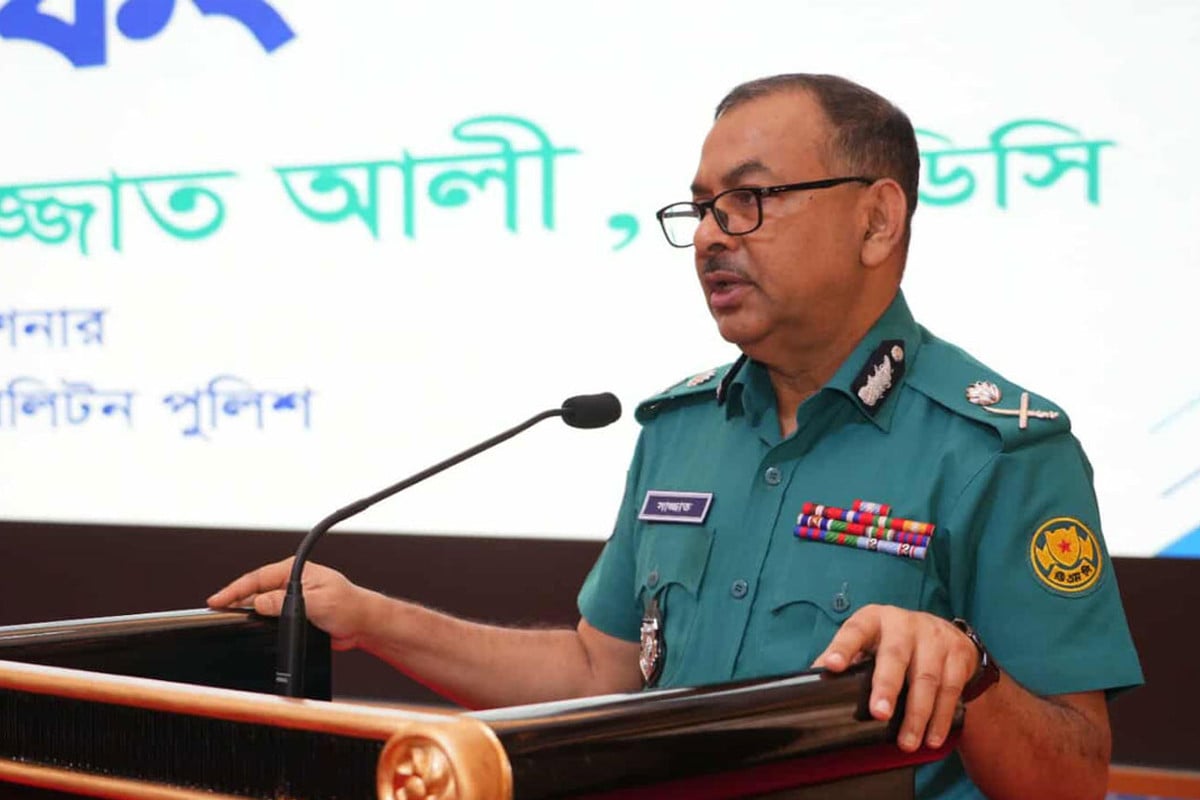 ‘পেশাদারিত্ব-স্বচ্ছতার সঙ্গে এসআইদের দায়িত্ব পালন করতে হবে’