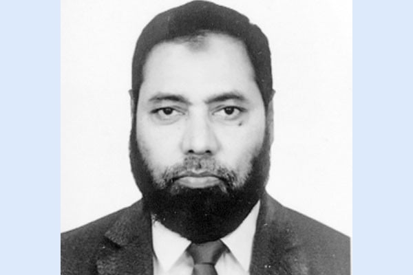 সড়কে ফিটনেসবিহীন গাড়ির নৈরাজ্য