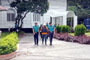 আবু সাঈদ হত্যা: বেরোবির সাবেক প্রক্টরসহ ৬ আসামি ট্রাইব্যুনালে