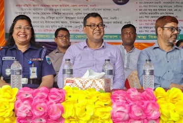 জুলাই পুনর্জাগরণ উদযাপন উপলক্ষে নওগাঁয় অসহায় মানুষদের চিকিৎসাসেবা