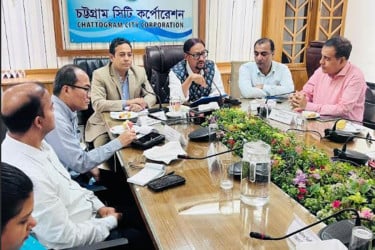 জলাবদ্ধতা নিরসনে সেবা সংস্থাগুলোর সমন্বয়ের বিকল্প নেই: চসিক মেয়র