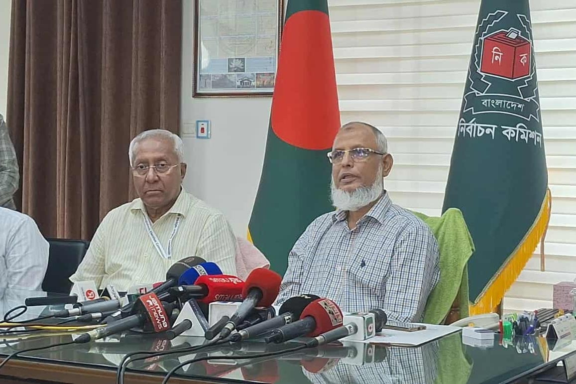 গাজীপুরে আসন বাড়ছে, কমছে বাগেরহাটে: ইসি