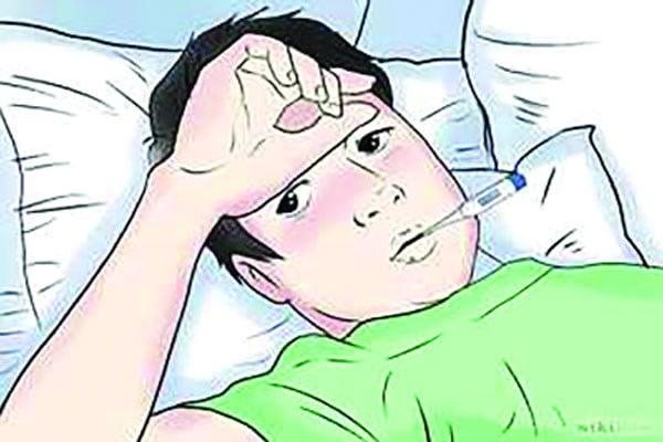 ঘরে ঘরে জ্বরে ভুগছে মানুষ