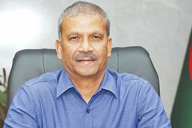 একাত্তর নিয়ে বক্তব্যের পর আসিফ নজরুলের দুঃখ প্রকাশ