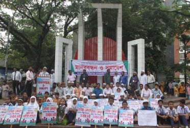 বৃত্তি পরীক্ষায় বেসরকারি স্কুল বাদ দেওয়ার সিদ্ধান্ত বাতিলের দাবি