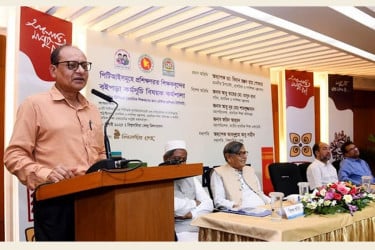 শিশুদের সর্বাঙ্গীণ বিকাশে পাঠাভ্যাস গড়ে তুলতে হবে : প্রাথমিক ও গণশিক্ষা উপদেষ্টা