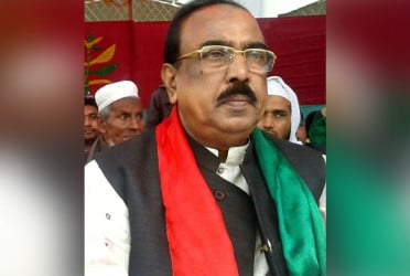 ফরিদপুরে পলাতক ইউপি চেয়ারম্যানের অপসারণ দাবি