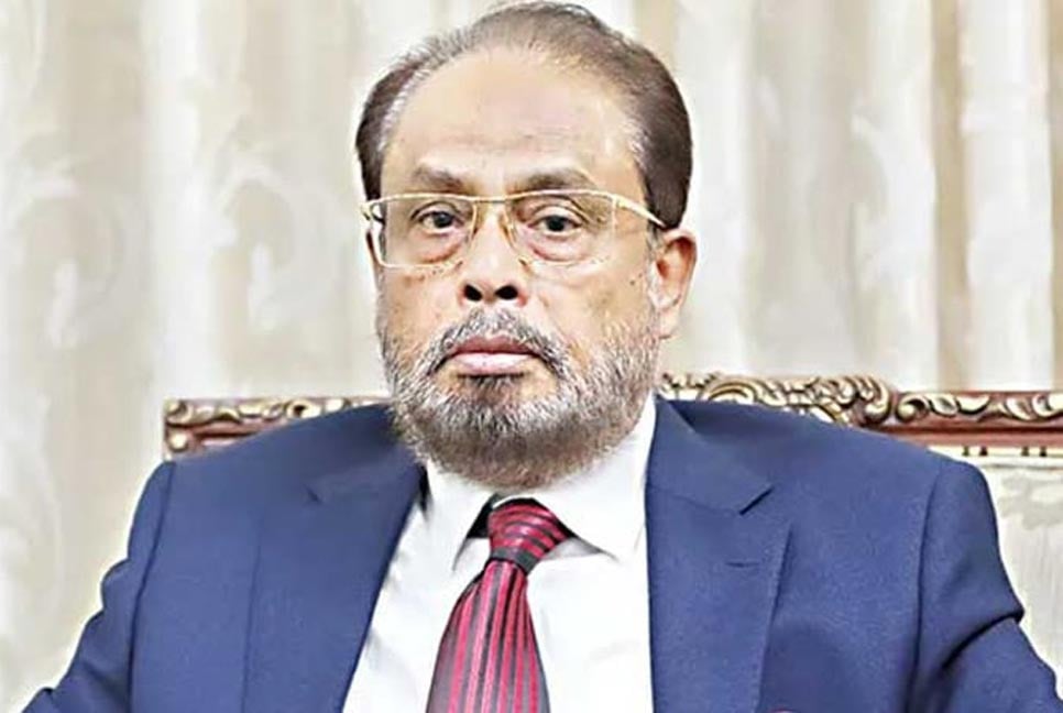 জিএম কাদেরের উপর নিষেধাজ্ঞা, অব্যাহতপ্রাপ্ত নেতারা স্বপদে বহাল
