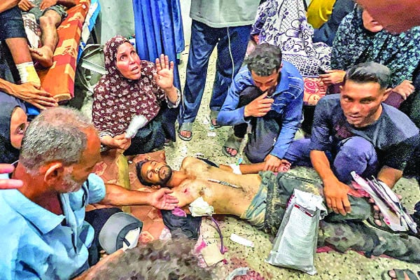 গাজায় ত্রাণ নিতে গিয়ে গুলি, নিহত ৩০