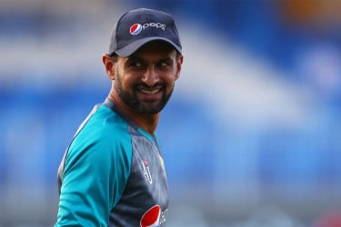 কত দিন খেলা চালিয়ে যাবেন, জানালেন শোয়েব মালিক