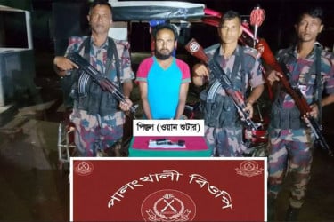 উখিয়ায় পিস্তলসহ ইজিবাইক চালক আটক