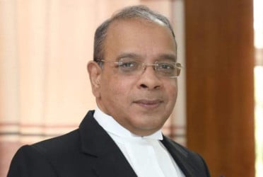 তথ্য যাচাইয়ে সাংবাদিকদের আরও সতর্ক হতে হবে