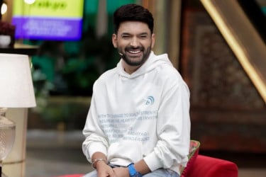 যেভাবে ১১ কেজি ওজন ঝরিয়ে সবাইকে চমকে দেন কপিল শর্মা