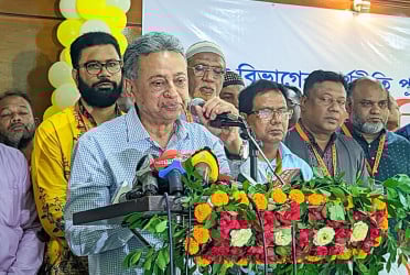 বর্তমান শাসকগোষ্ঠী জনগণ ও ব্যবসায়ীদের জন্য নয় : আমীর খসরু