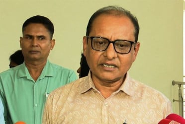 গণতন্ত্র চর্চা করলে সমাজের বৈষম্য হ্রাস পায় : গণশিক্ষা উপদেষ্টা