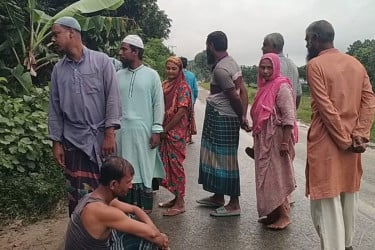 নাটোরে হাত-পা-মুখ বাঁধা অবস্থায় ঝালমুড়ি বিক্রেতা উদ্ধার