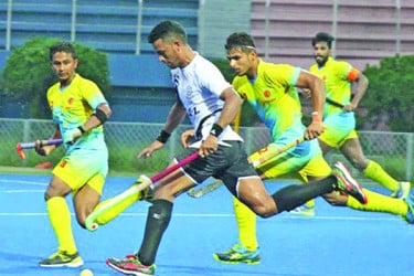 প্রিমিয়ার হকি লিগ তাহলে হচ্ছে না!