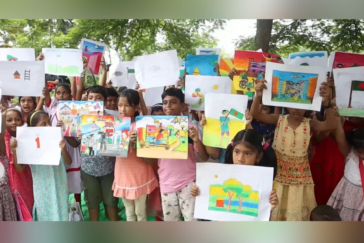 ঠাকুরগাঁওয়ে জুলাই যোদ্ধাদের স্মরণে শিক্ষার্থীদের চিত্রাঙ্কন