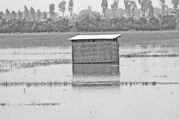 জলাবদ্ধ ৩ হাজার বিঘা জমি