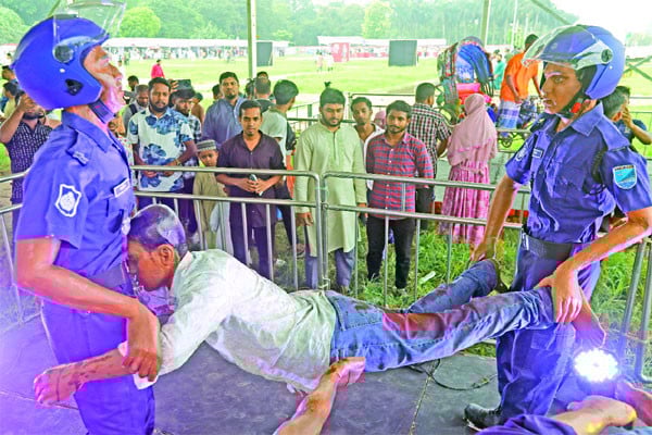 সোহরাওয়ার্দীতে মূর্ত রক্তাক্ত জুলাই