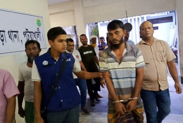 কলাপাড়ায় ট্রান্সফরমার চোর চক্রের সদস্য গ্রেফতার