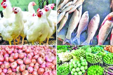 বৃষ্টির প্রভাব সবজির বাজারে, সরবরাহ কমায় দাম দ্বিগুণ