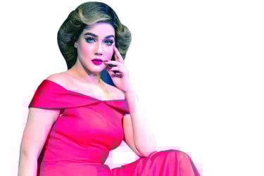 নিঃসঙ্গ মাহির গান