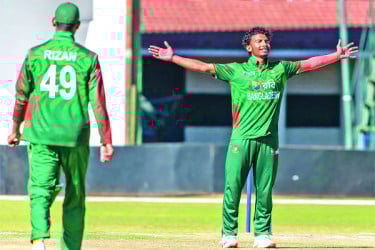 বড় জয়ে ফাইনালে যুবারা