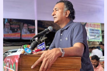 আপনারা রিকশা থেকে বিএমডব্লিউতে চড়লেন কীভাবে : হাবিব উন নবী