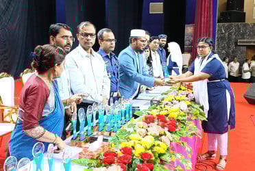 গোপালগঞ্জে ৬৪৪ কৃতী শিক্ষার্থীকে সংবর্ধনা