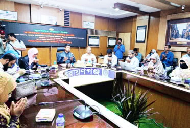 জুলাইয়ের মায়েরা কাঁদলেন, কাঁদালেন