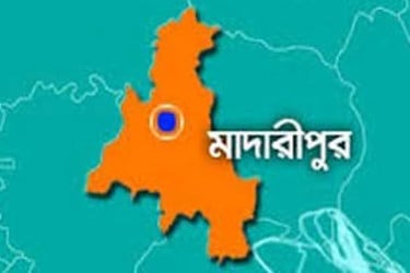 আড়িয়াল খাঁ নদীতে পড়ে ৩ বছর বয়সী শিশু নিখোঁজ