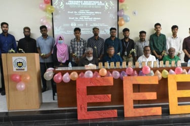 পুণ্ড্র ইউনিভার্সিটির ইইই বিভাগে নবীনবরণ ও বিদায় অনুষ্ঠান