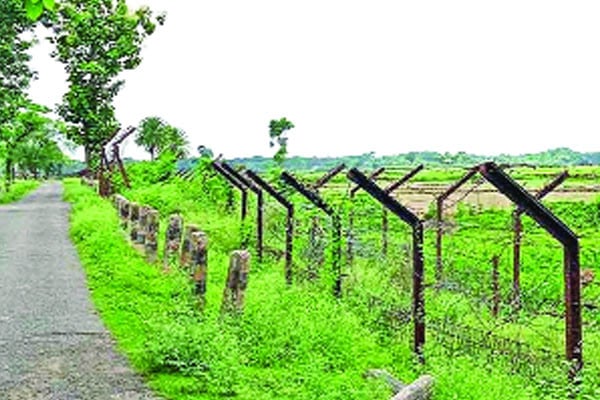 সীমান্তে তিন নিষ্ঠুর হত্যা নিয়ে যত প্রশ্ন