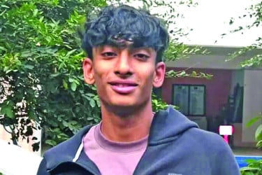 খুলে যেতে পারে জায়ানের কপাল