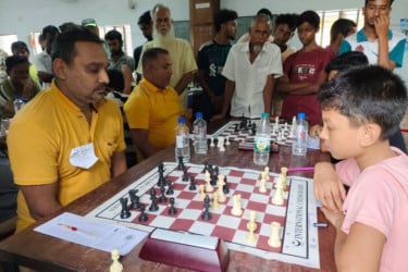 কুমারখালীতে আন্তর্জাতিক দাবা প্রতিযোগিতা, চ্যাম্পিয়ন ভারতের রচিশনু দত্ত