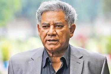 দেশের সব ব্যবস্থা ভেঙে পড়েছে, এক বছরে ঠিক করা সম্ভব নয়: উপদেষ্টা