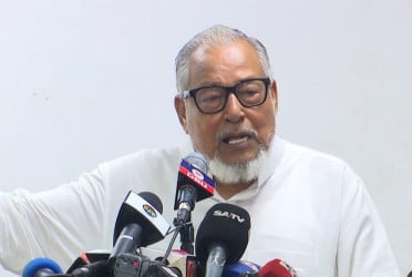 ফ্যাসিবাদ বিদায় করেছি, গণতন্ত্র পুনঃপ্রতিষ্ঠা করতে পারিনি: নজরুল ইসলাম খান