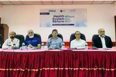 স্বাস্থ্যখাত সংস্কারের গতি যেন হারিয়ে না যায়: ড. হোসেন জিল্লুর
