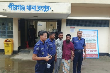 প্রবাসীর স্ত্রী হত্যা মামলায় বাবা-ছেলে গ্রেফতার