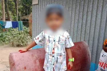 আড়িয়াল খাঁ নদে নিখোঁজের ৩ দিন পর মিলল শিশুর মরদেহ