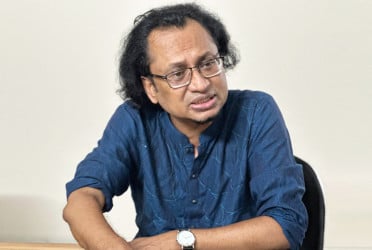 জনকণ্ঠ পত্রিকাটি যৌথ প্রযোজনায় ডাকাতি হয়ে গেছে : জাহেদ উর রহমান