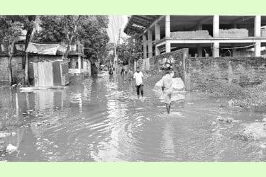 অন্তহীন দুর্ভোগ শহরবাসীর