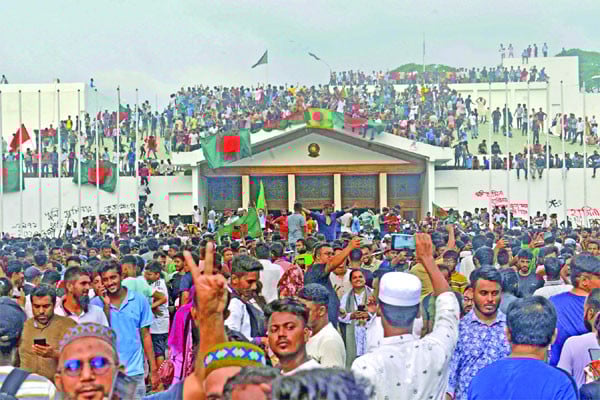 ফিরে দেখা ৫ আগস্ট