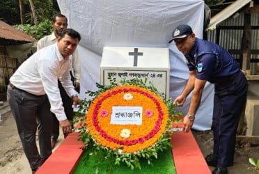 গোপালগঞ্জে গণঅভ্যুত্থানে শহীদ রথীনের সমাধিতে শ্রদ্ধা