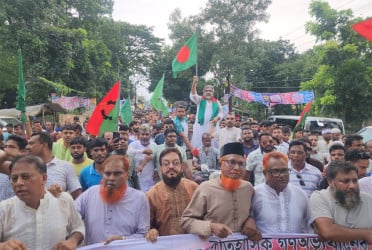 নতুন করে কেউ চক্রান্তের জাল বুনলে জনগণ প্রতিহত করবে : প্রিন্স