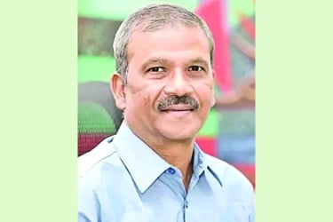 হাসিনাকে হয়তো দেশে ফেরানো সম্ভব হবে না